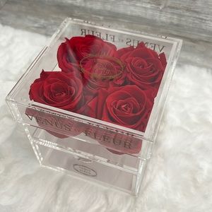 Venus et Fleur Roses — LE CLAIR CINQ